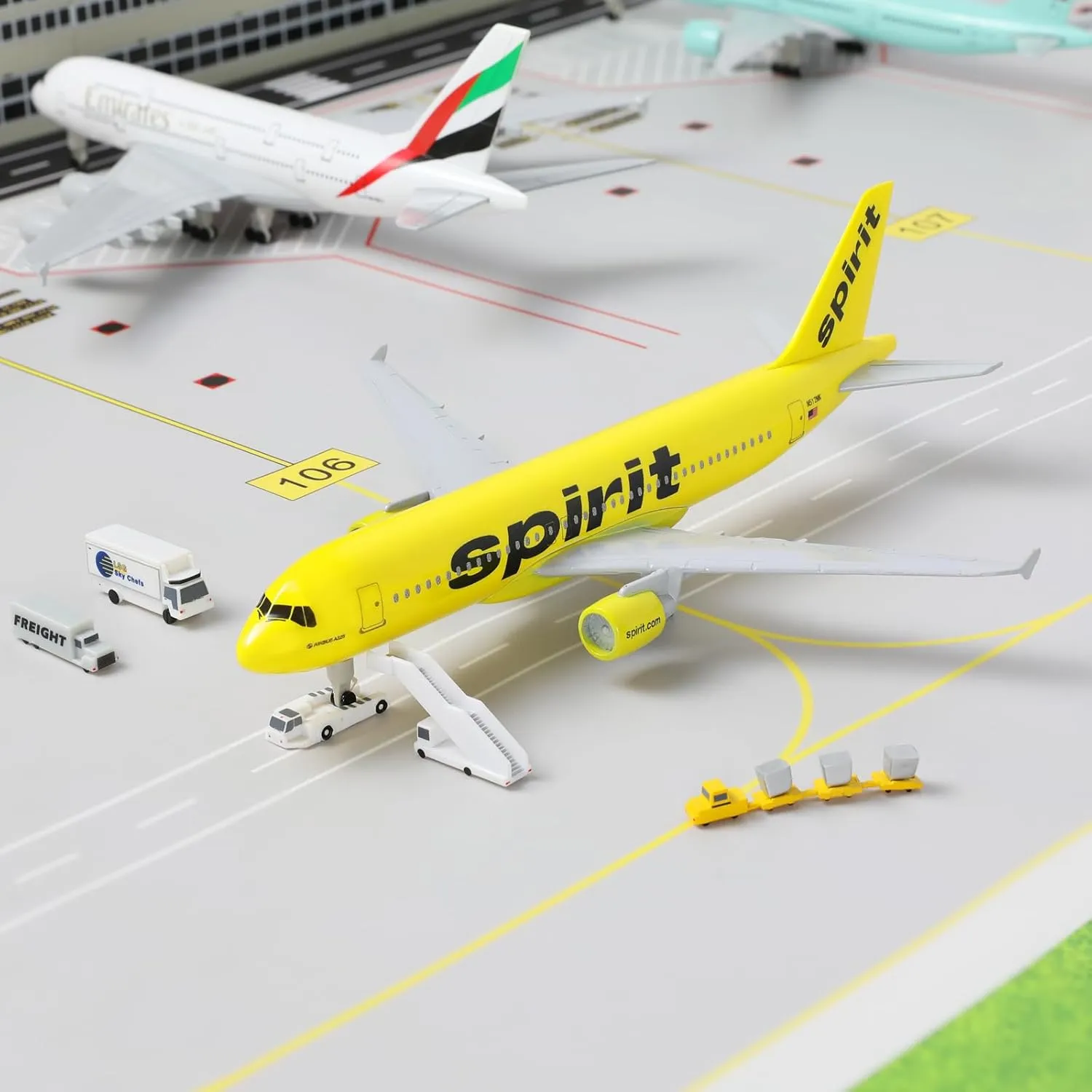 1/200 A320 Spirit Diecast Metal Airplane Model with Stand for Airbus A320 Model Plane Kits (7.3-inch L) for Aviation Enthusiasts Gifts, Display Decorations or Ornaments