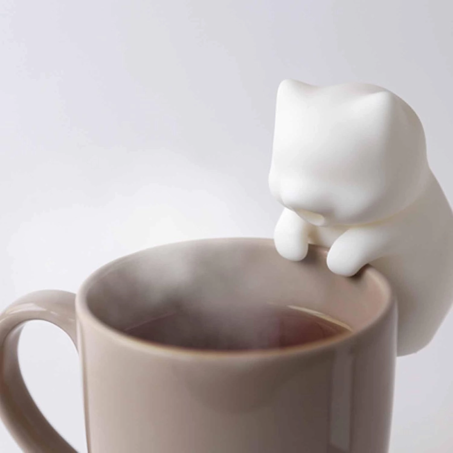 2025 Innovative Mini-Robot - For Cooling Hot Drinks and Food (Two Blowing Modes), 3.14 inch Mini Cooler, Cat-Shaped Kitchen Gadget, Works with All Kinds of Dishware, Waterproof & Rechargeable (02)