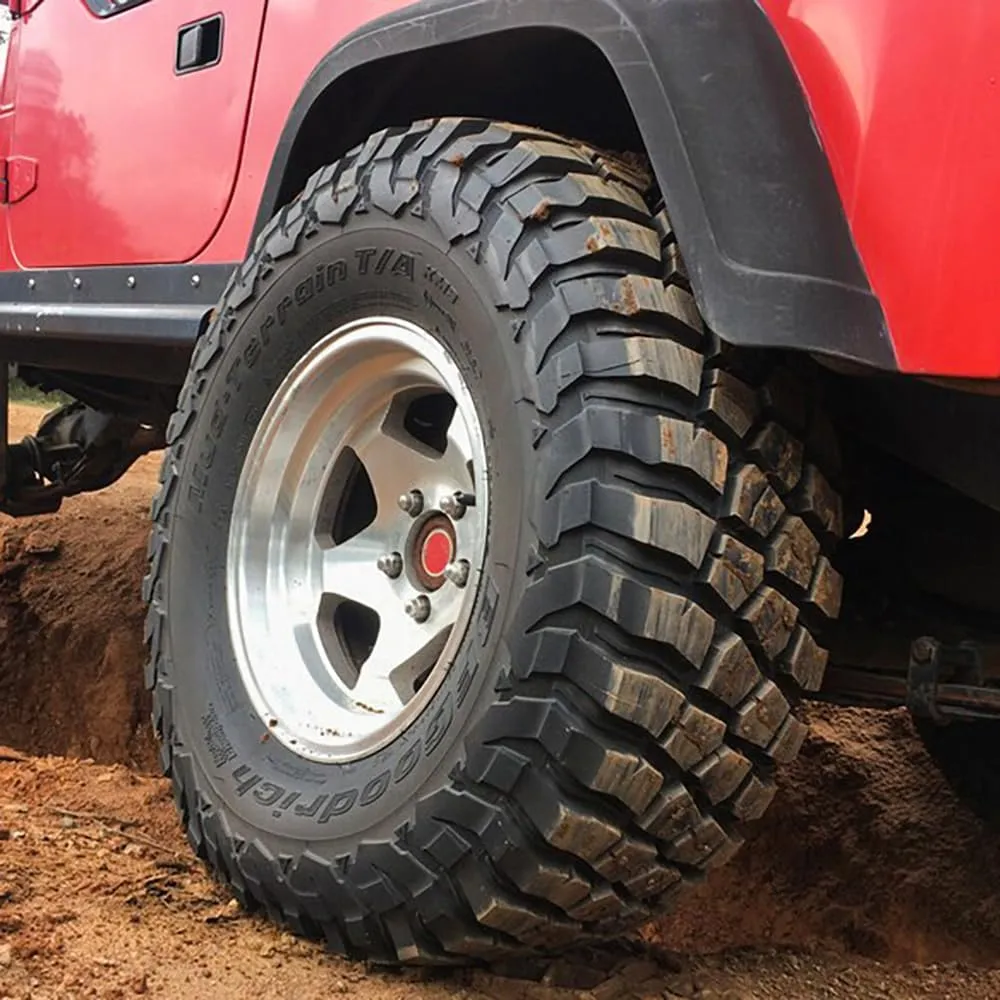 BFGoodrich Mud Terrain T/A KM3 Radial Car Tire for Light Trucks, SUVs, and Crossovers, 30x9.50R15/C 104Q