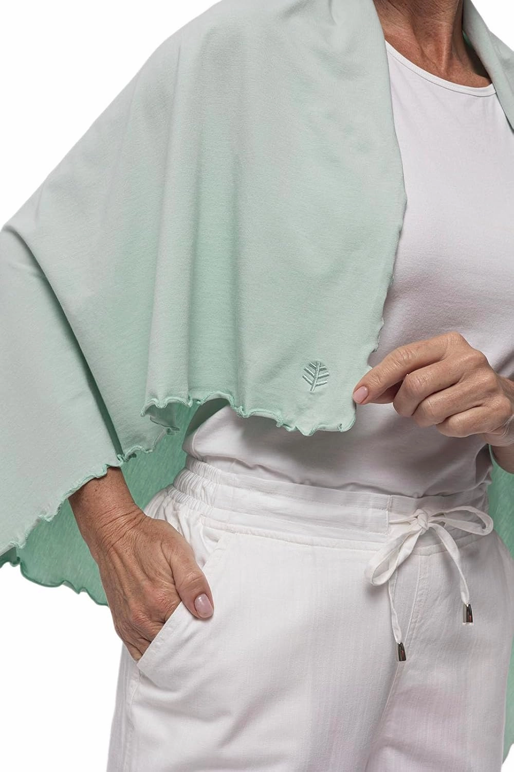 Coolibar UPF 50  Savannah Sun Blanket - Sun Protective (One Size- Misty Aqua)