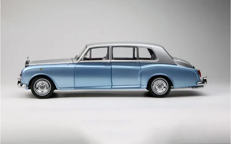 FloZ for KYOSHO for Rolls for Royce for RS 6th Generation for Phantom VI Classic Car Blue Silver Cover 1:18 Truck Pre-Built Model