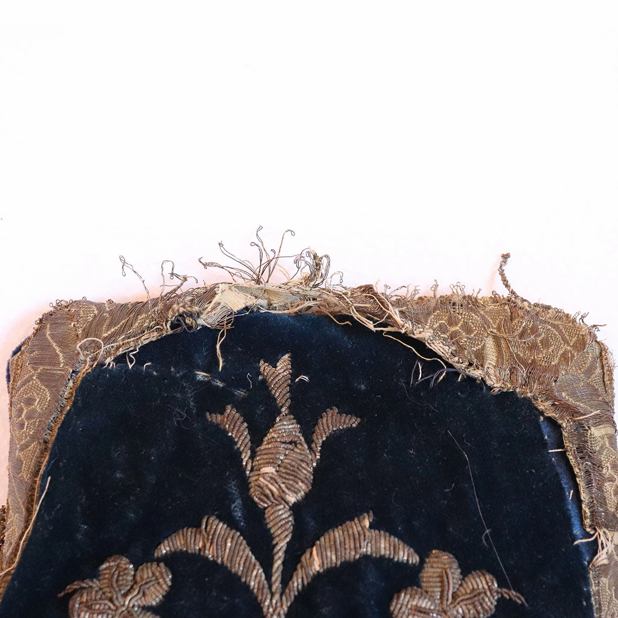 Pair of French Blue Velvet Horse and Knight Metallic Thread Upholstered Trapezoid Throw Pillows