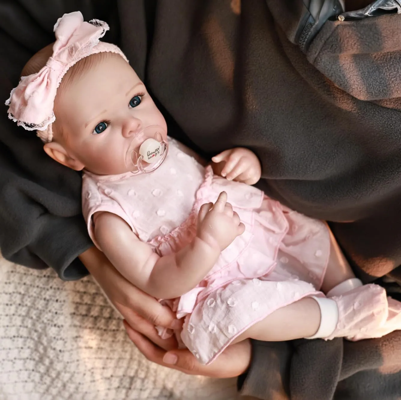 Pinky Reborn Dolls Full Body 18 inch 45 cm Lifelike Soft Vinyl Baby Girl Dolls Realistic Reborn Baby Doll Girl Toy with Anatomically Correct