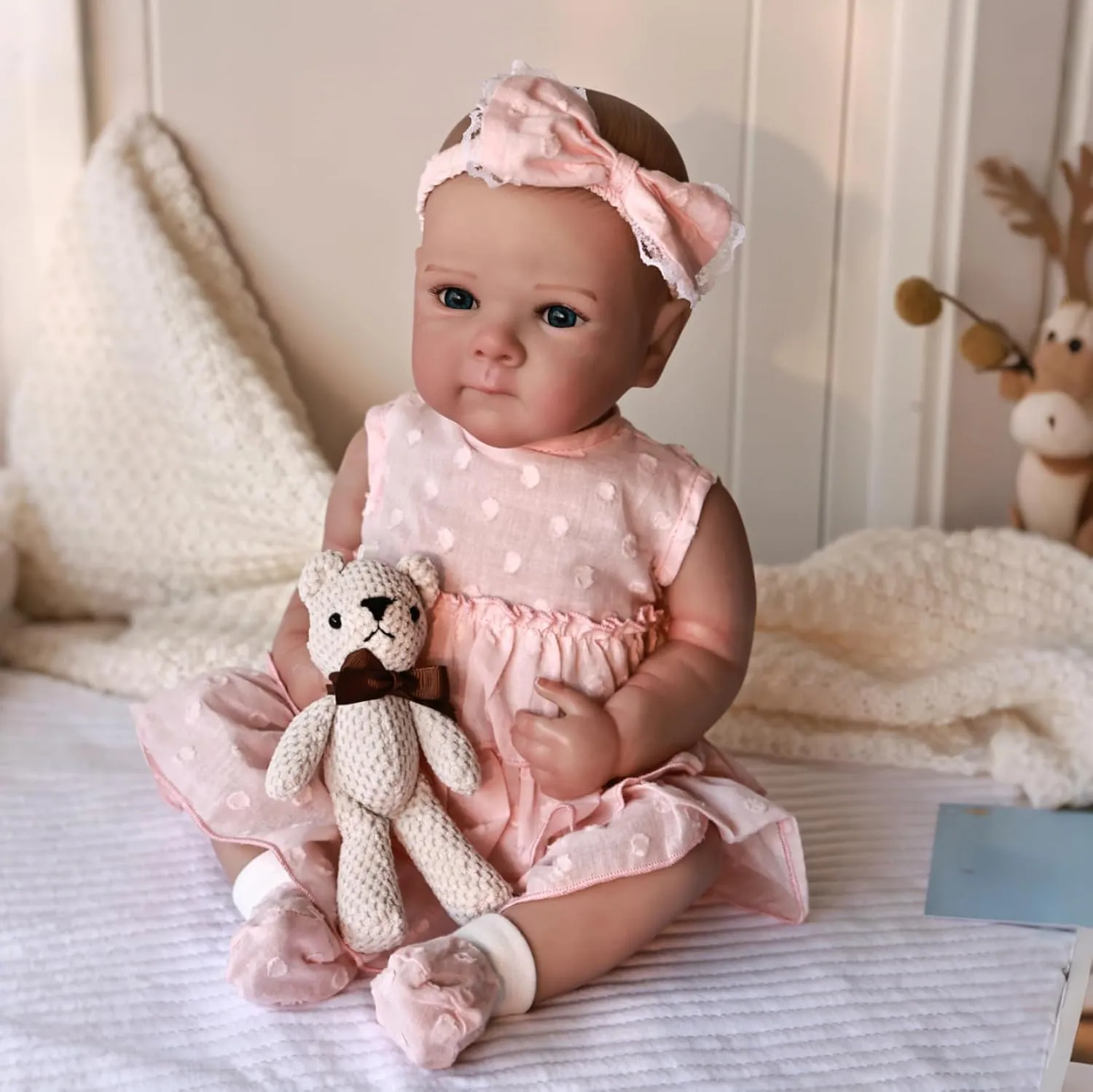 Pinky Reborn Dolls Full Body 18 inch 45 cm Lifelike Soft Vinyl Baby Girl Dolls Realistic Reborn Baby Doll Girl Toy with Anatomically Correct