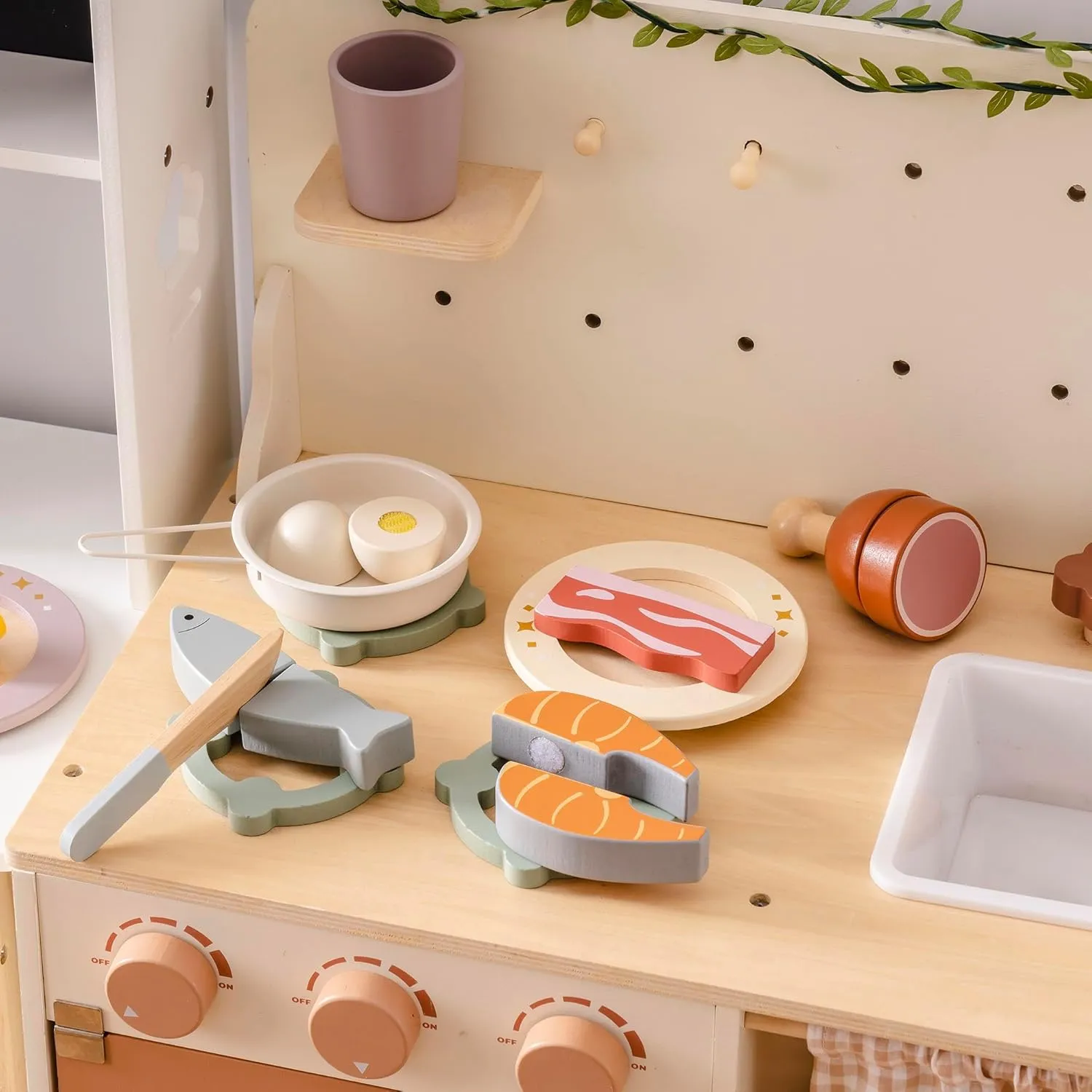 ROBOTIME Wooden Play Food Cutting Meat & Eggs Set, Pretend Play Toy Food for Play Kitchen with Shopping Bag – Kids Kitchen Accessories, Wooden Food Toys for Boys & Girls